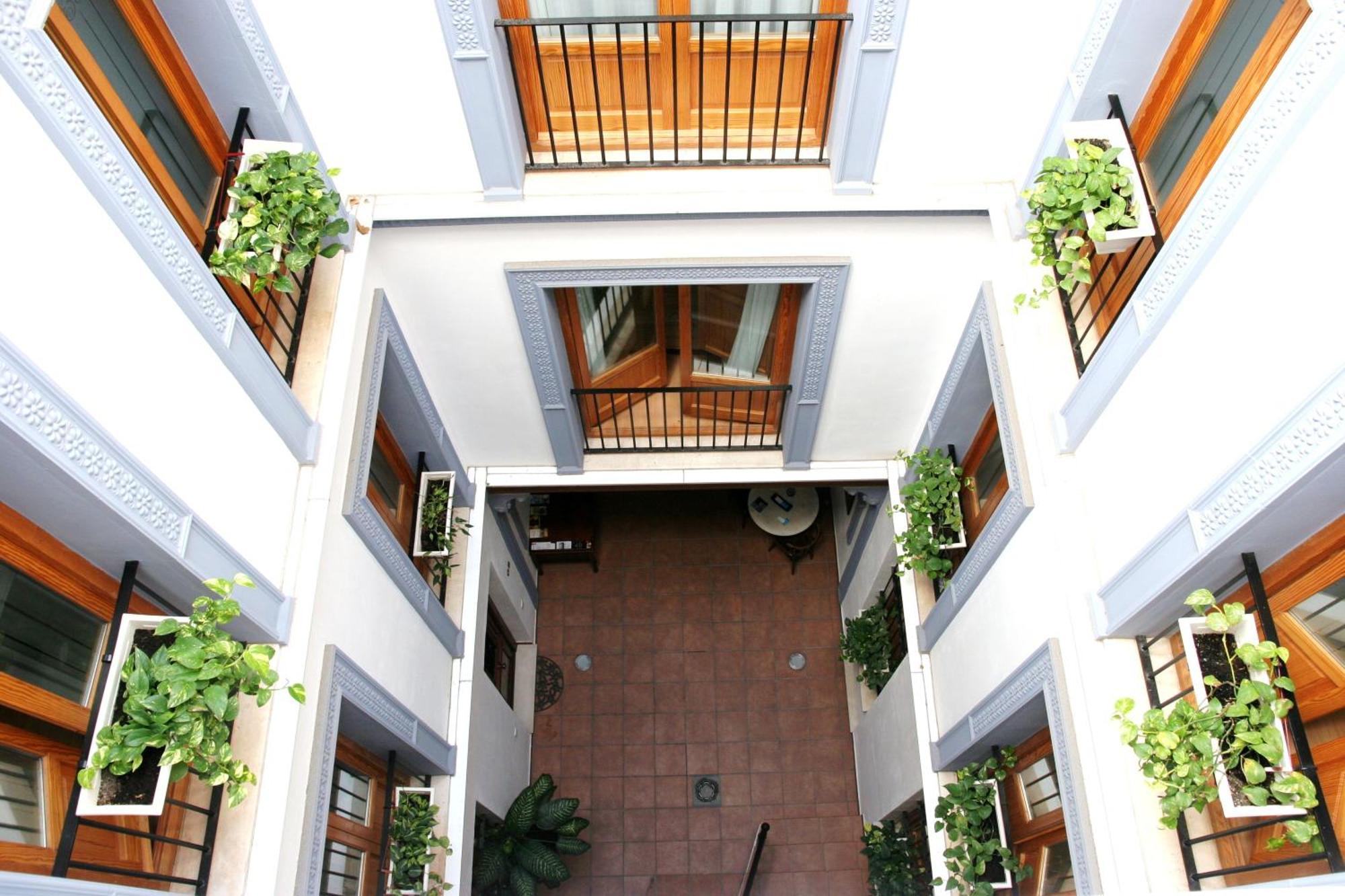 Edificio Palomar - Palomargroup Apartment Валенсия Екстериор снимка